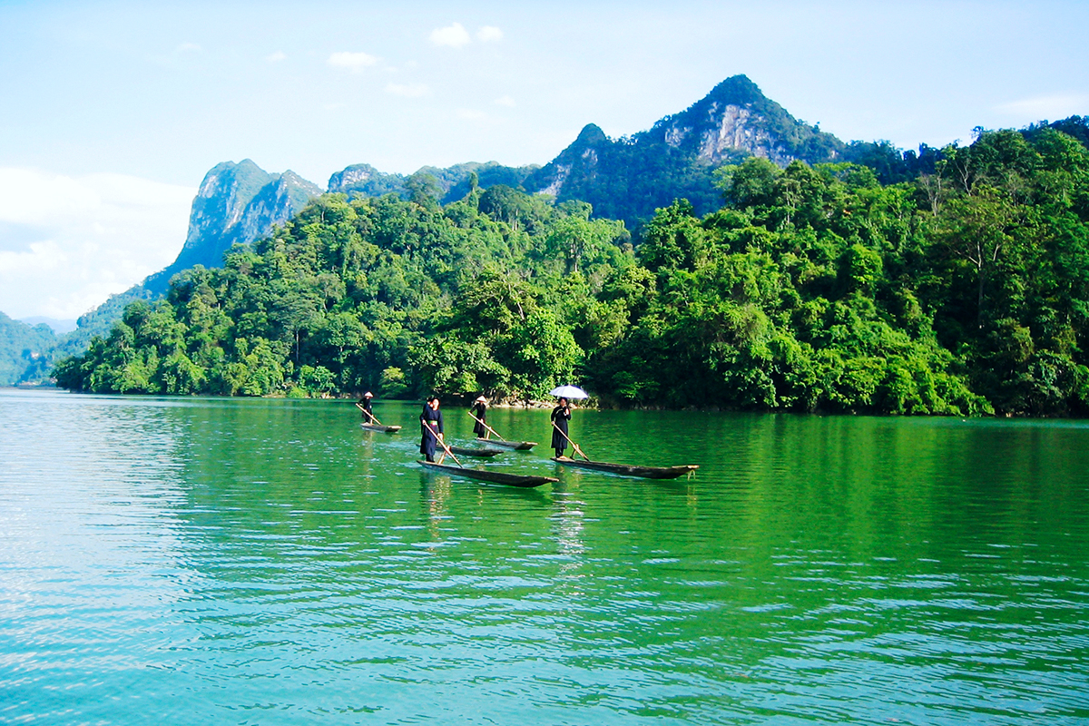 Hanoi - Ha Giang - Dong Van - Meo Vac - Bao Lac - Ba Be