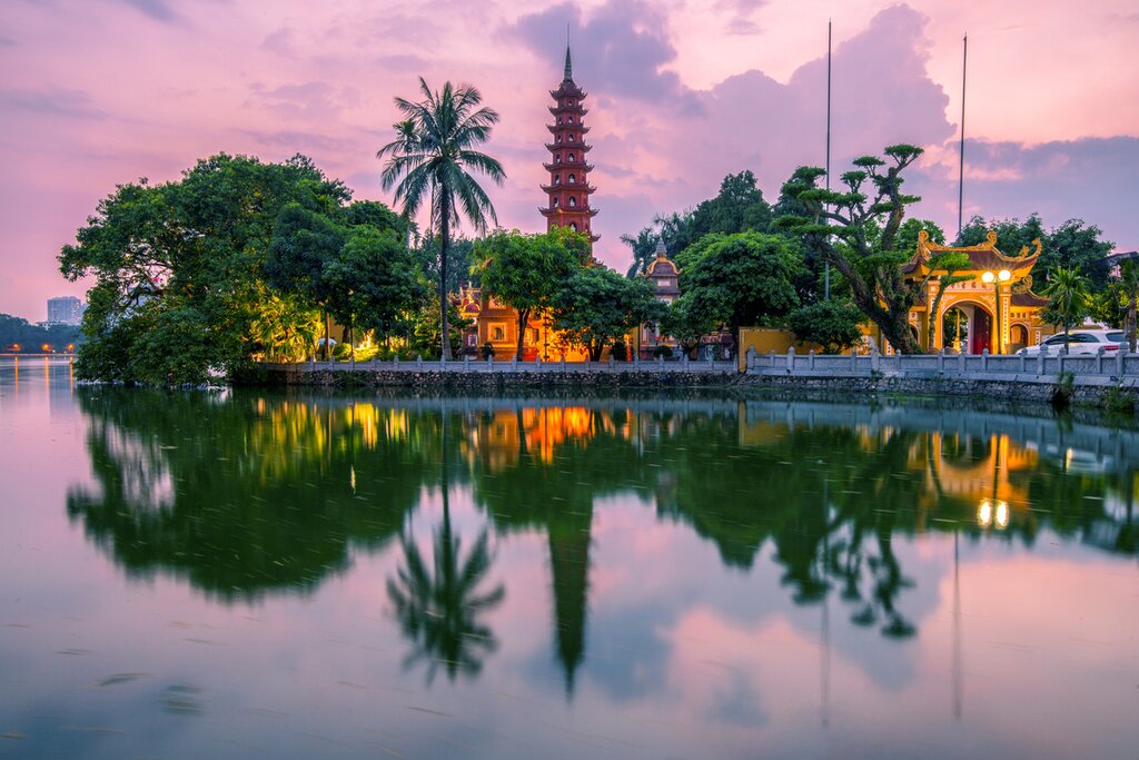 Northern Vietnam exclusive tour Hanoi - Ninh Binh - Pu Luong - Halong Bay