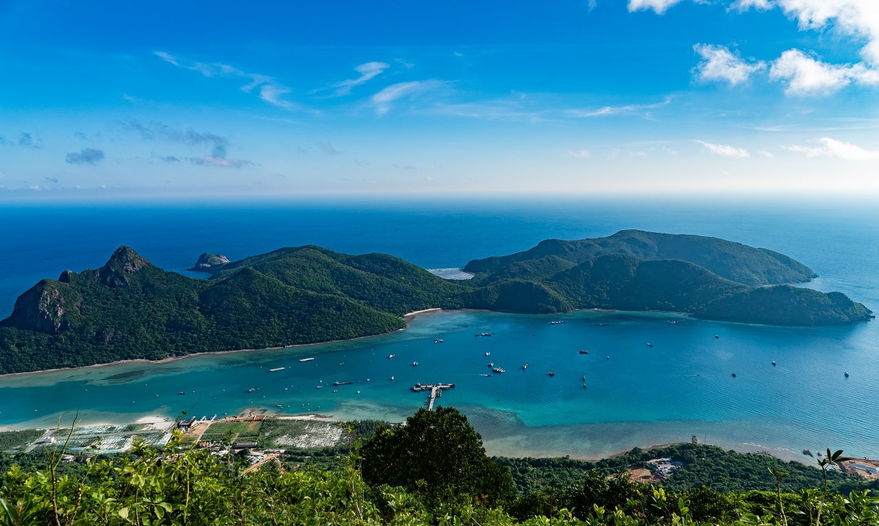 Luxury tour to Vietnam wild beaches and hidden gems