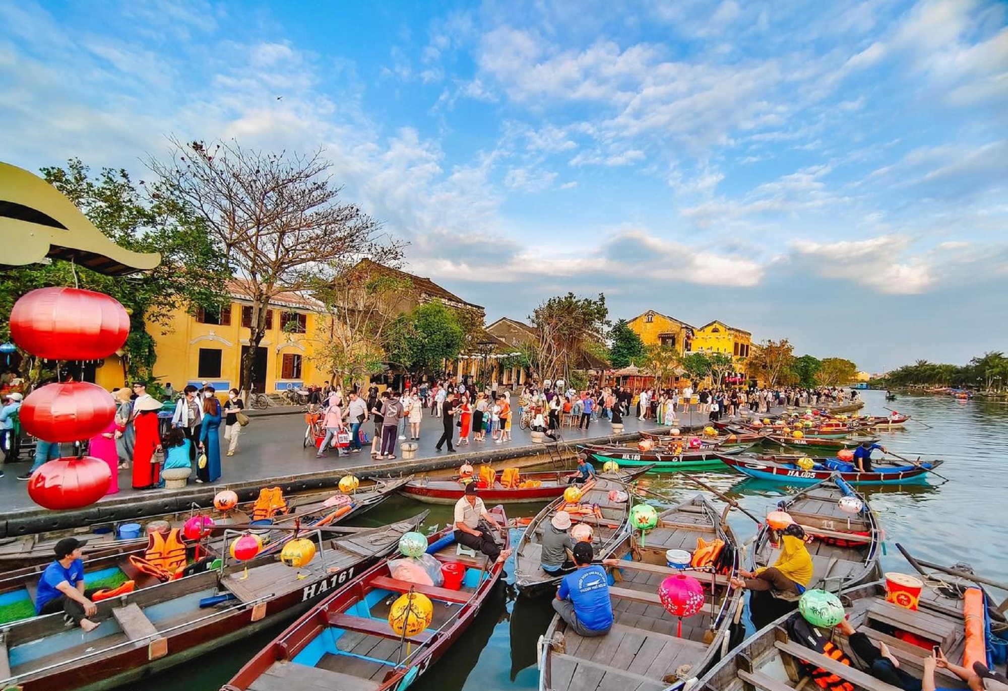 Discover Vietnam communities & countryside in 14 days